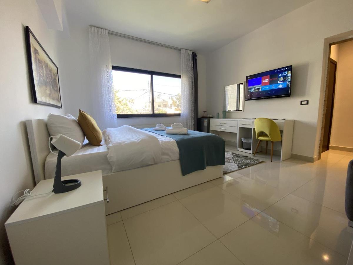 Lemon Tree Residence Amman Bagian luar foto