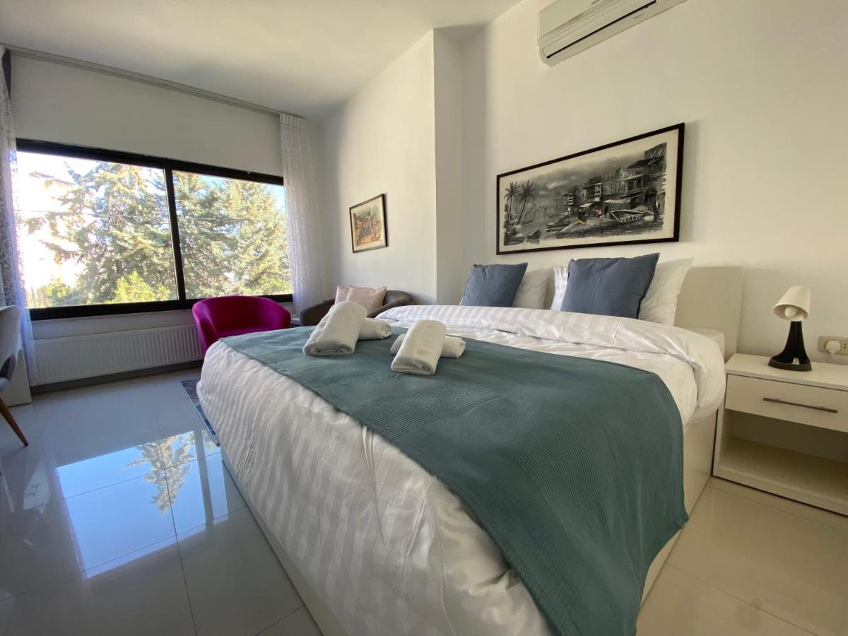 Lemon Tree Residence Amman Bagian luar foto