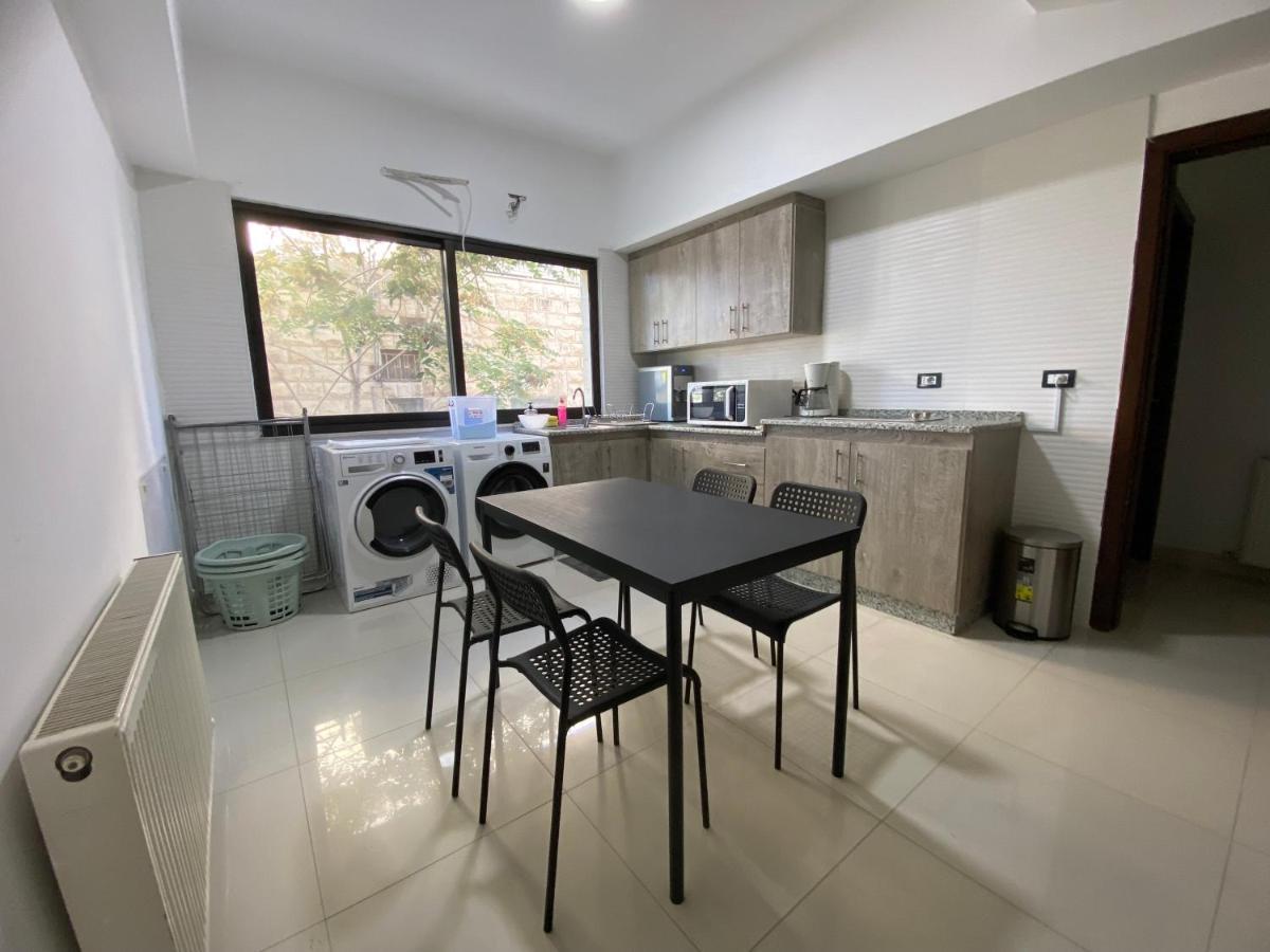 Lemon Tree Residence Amman Bagian luar foto