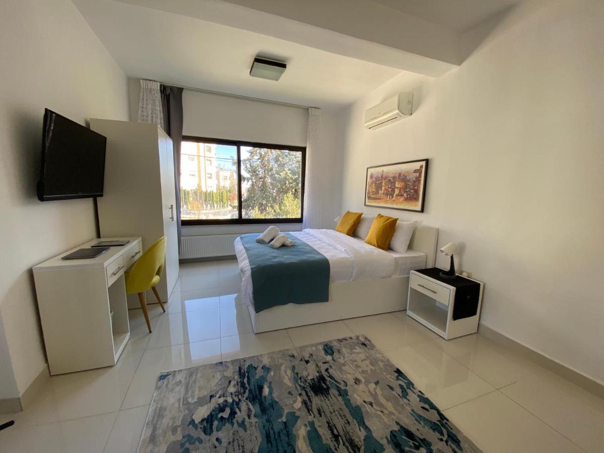 Lemon Tree Residence Amman Bagian luar foto