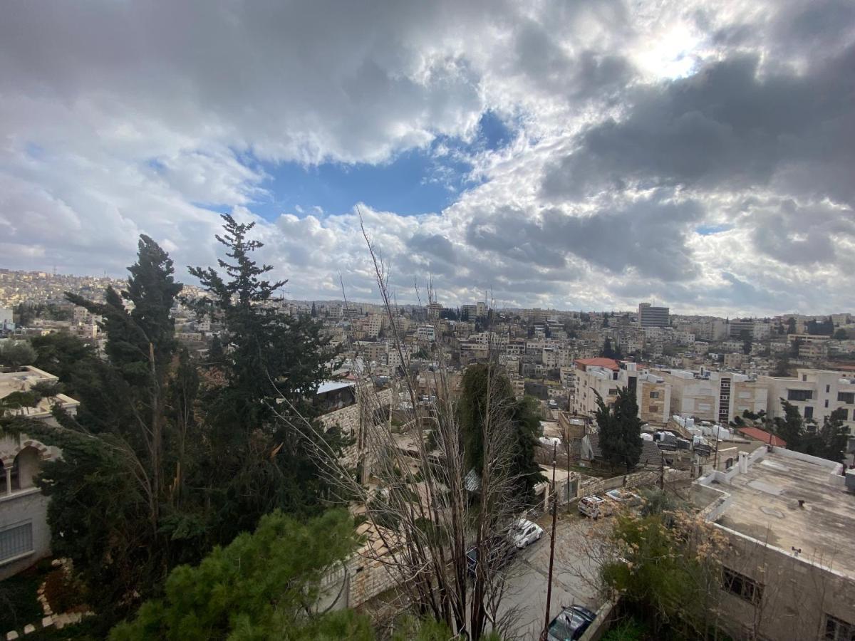 Lemon Tree Residence Amman Bagian luar foto