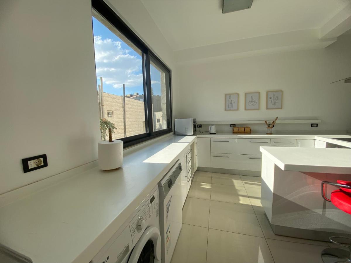 Lemon Tree Residence Amman Bagian luar foto