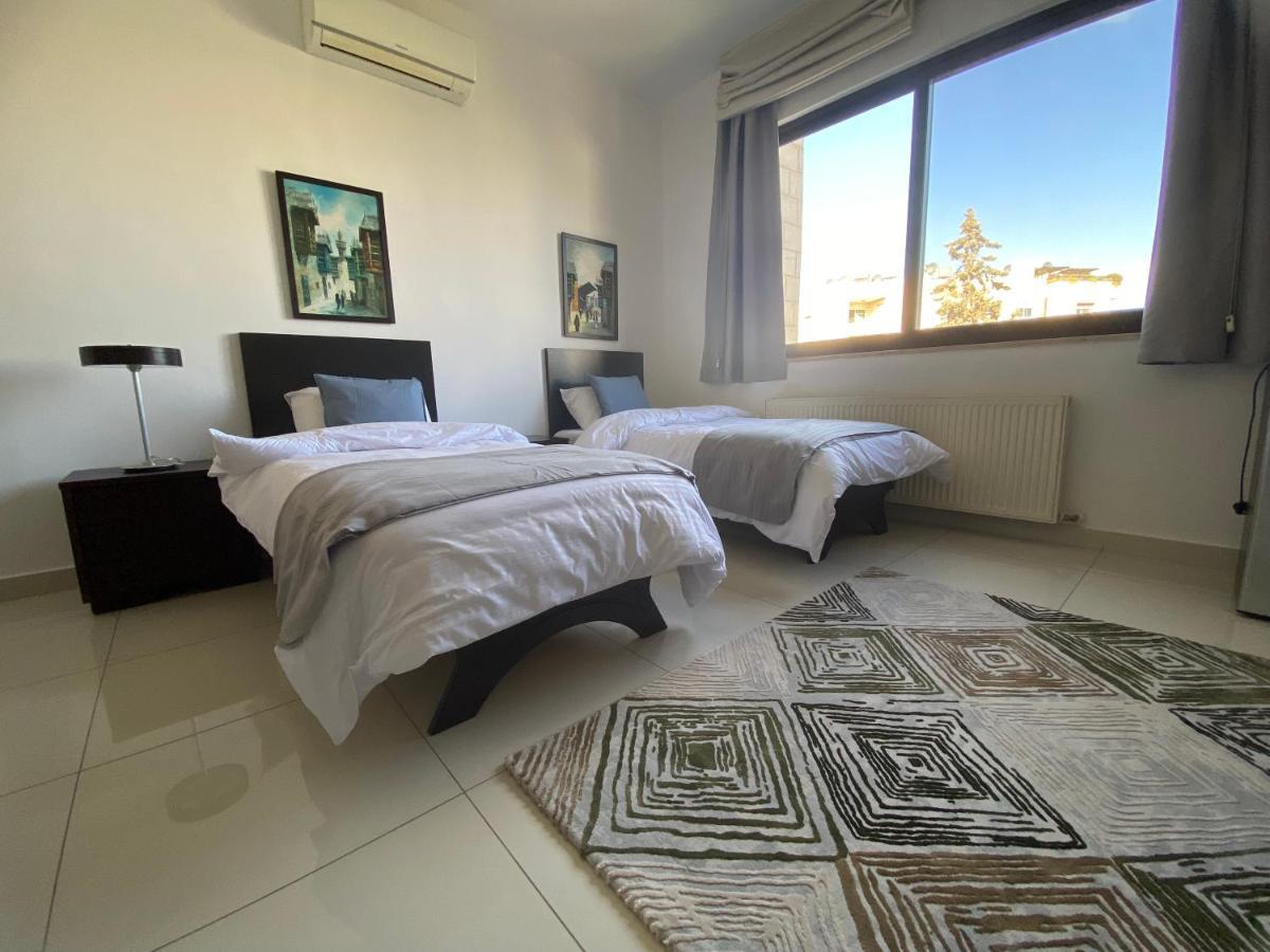 Lemon Tree Residence Amman Bagian luar foto