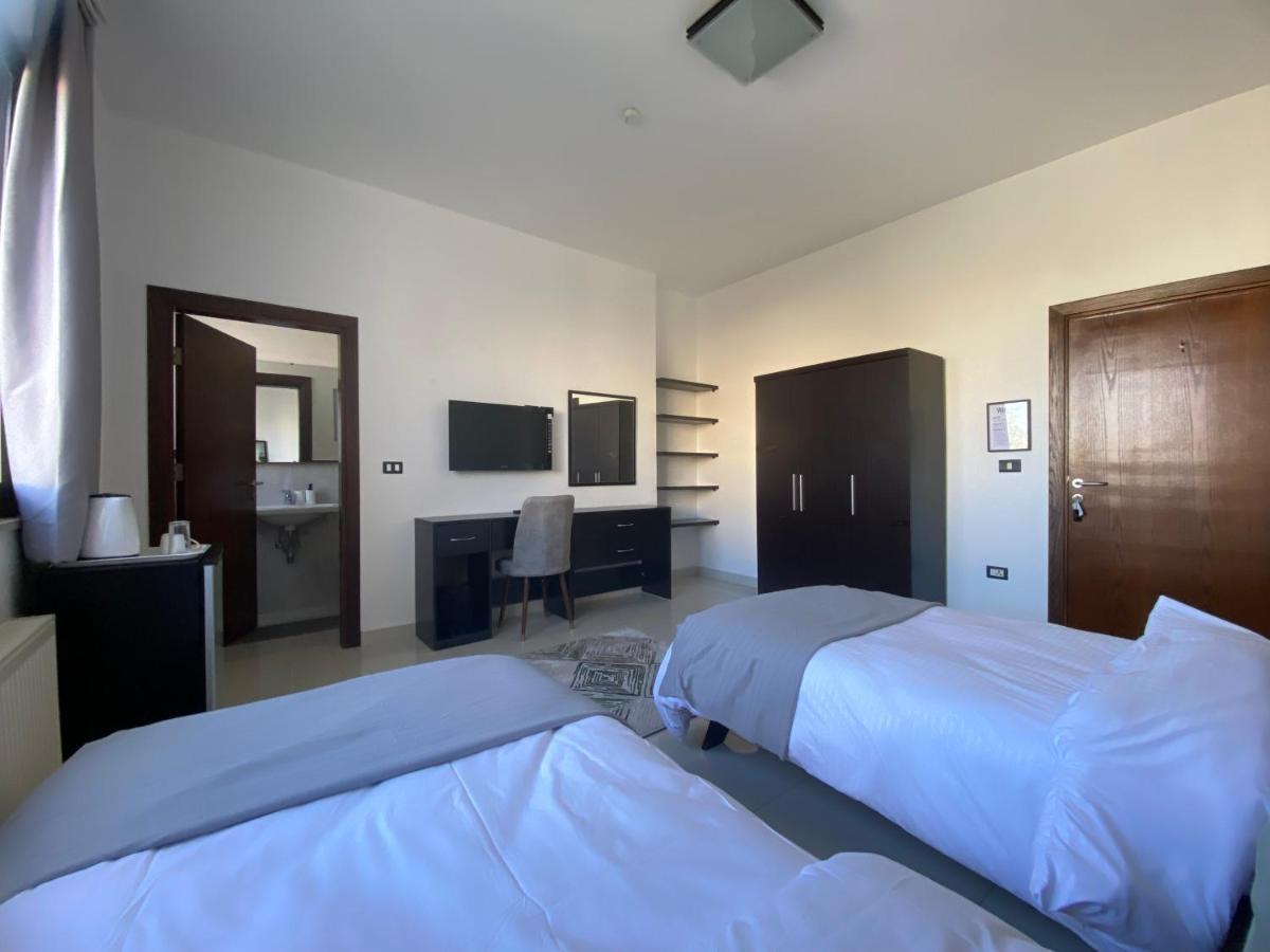 Lemon Tree Residence Amman Bagian luar foto