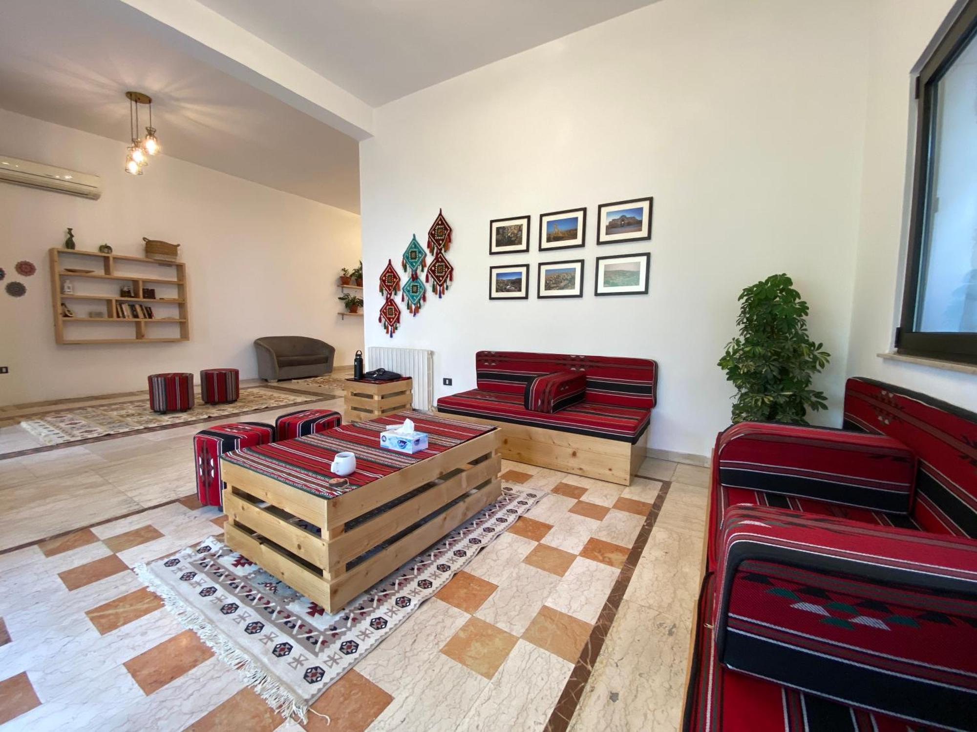 Lemon Tree Residence Amman Bagian luar foto